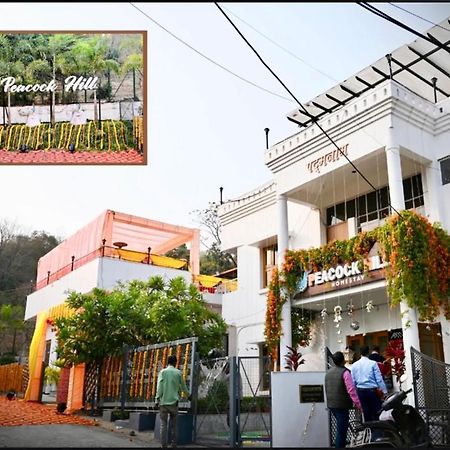 Peacock Hill Homestay Бопал Екстериор снимка