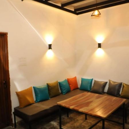 Peacock Hill Homestay Бопал Екстериор снимка
