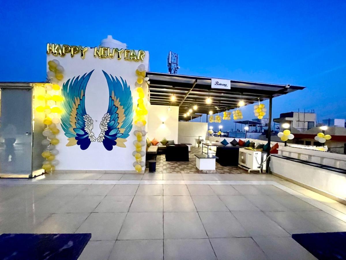Peacock Hill Homestay Бопал Екстериор снимка