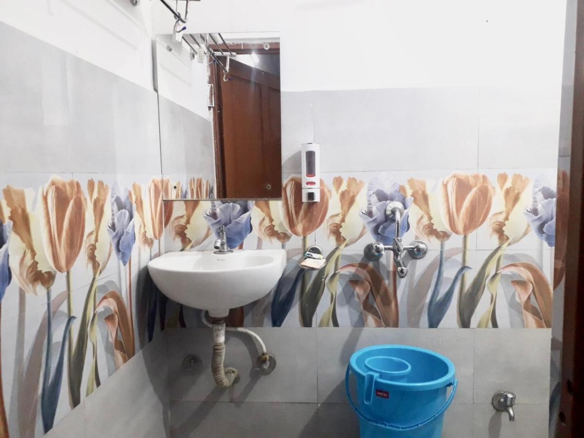 Peacock Hill Homestay Бопал Екстериор снимка